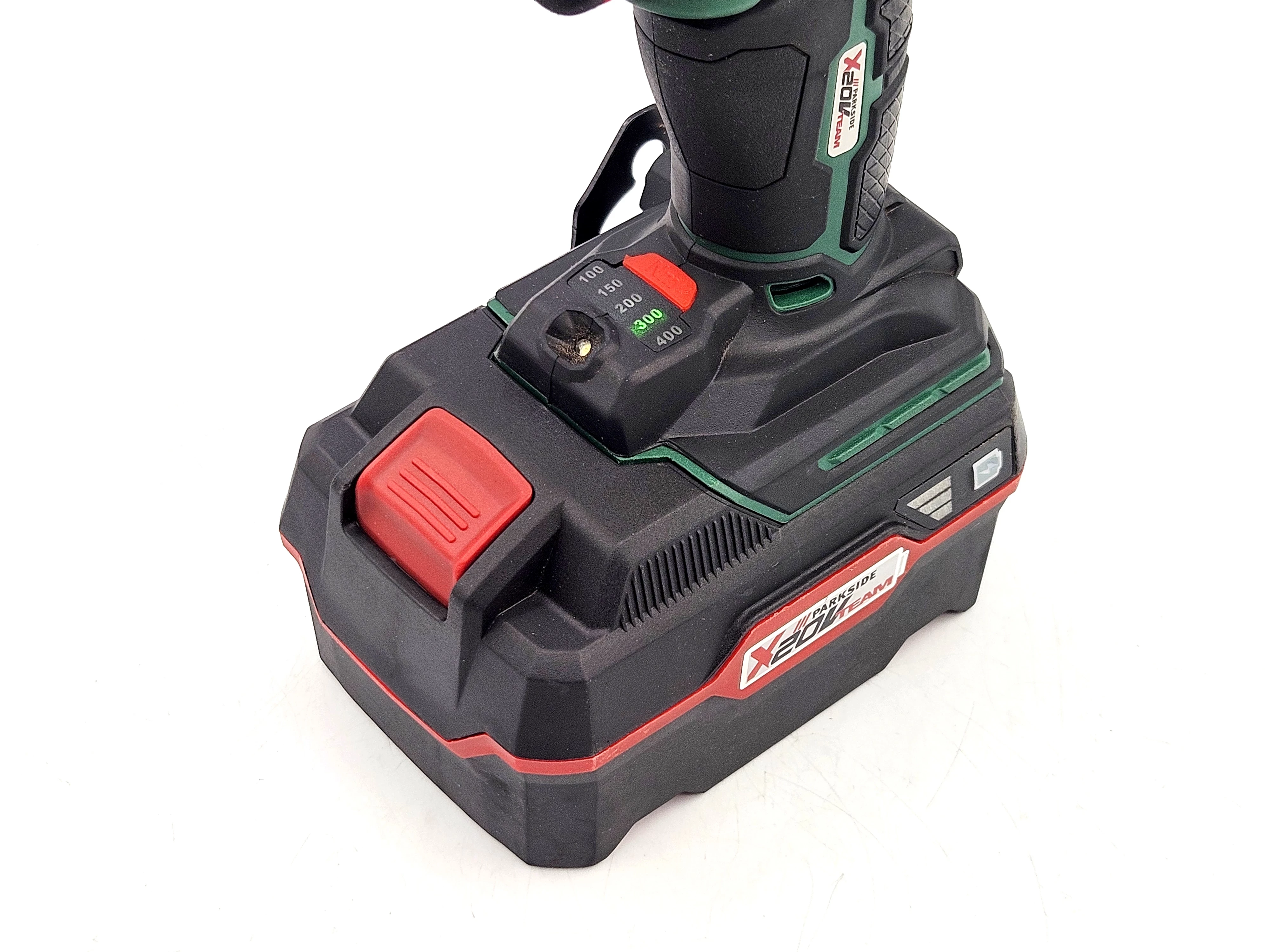 klucz-udarowy-parkside-passk-20-li-a1-20v-400nm-40ah-nasadki-walizka-liczba-akumulatorow-235817-392049