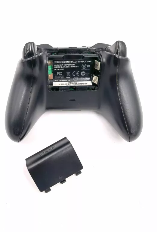 konsola-xbox-one-s-500-gb-pad-gry-stan-11323-2