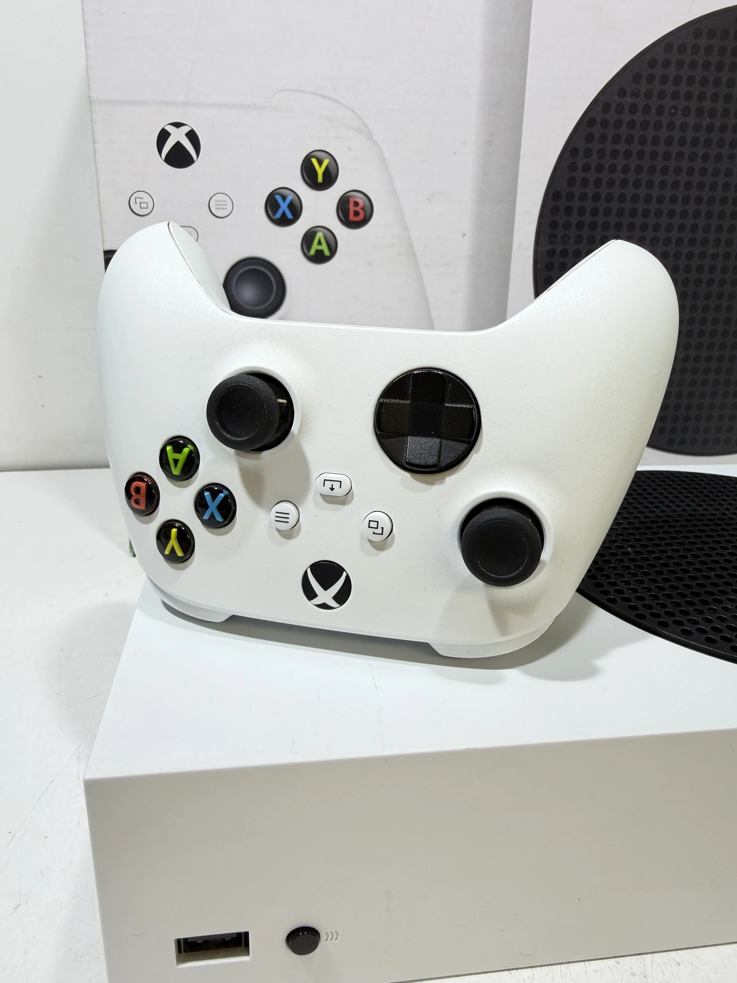 konsola-xbox-series-s-512-ssd-stan-11323-2