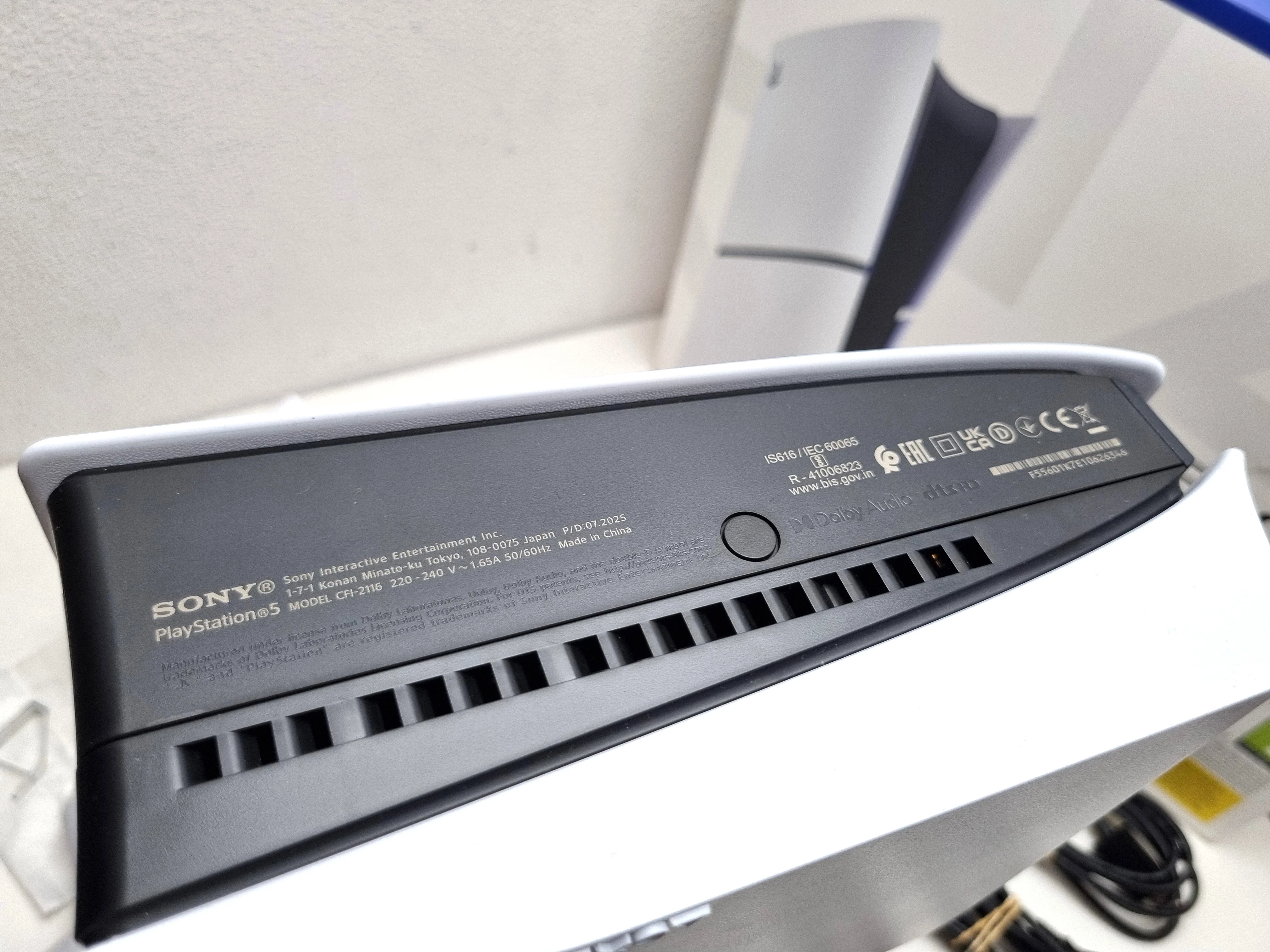 konsola-ps5-slim-1tb-pad-komplet-ean-gtin-0711719020172