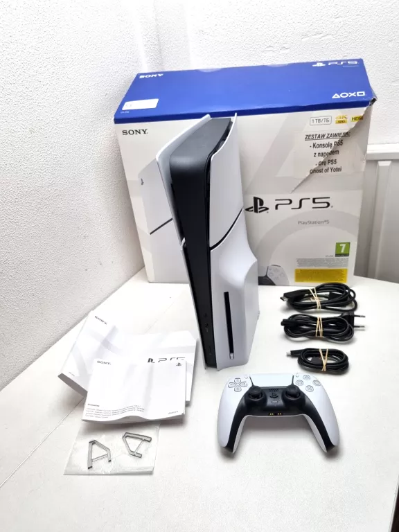konsola-ps5-slim-1tb-pad-komplet-legnicka-11-chojnow
