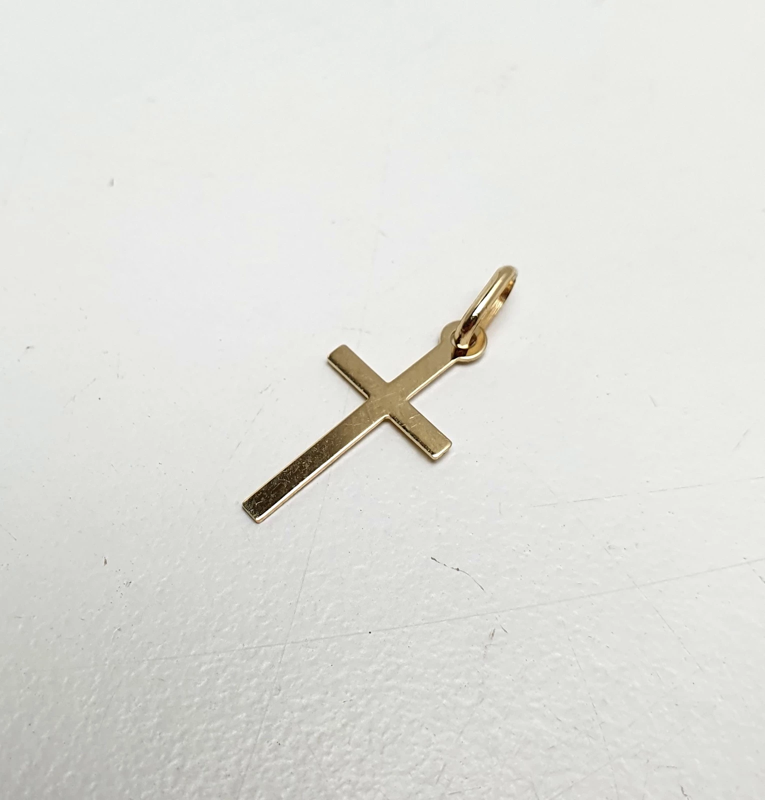 sliczny-zloty-krzyzyk-p585-034g-rodzaj-2205-2