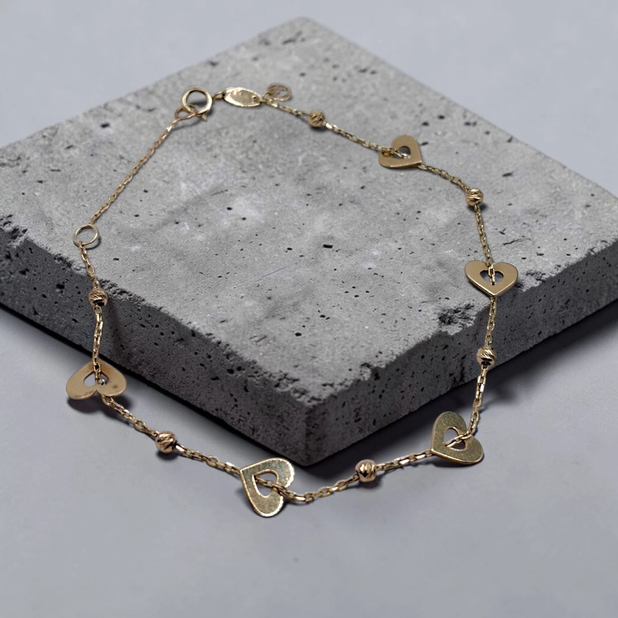 zlota-bransoletka-z-serduszkami-yes-18cm-375-krolowej-jadwigi-20d-dabrowa-gornicza