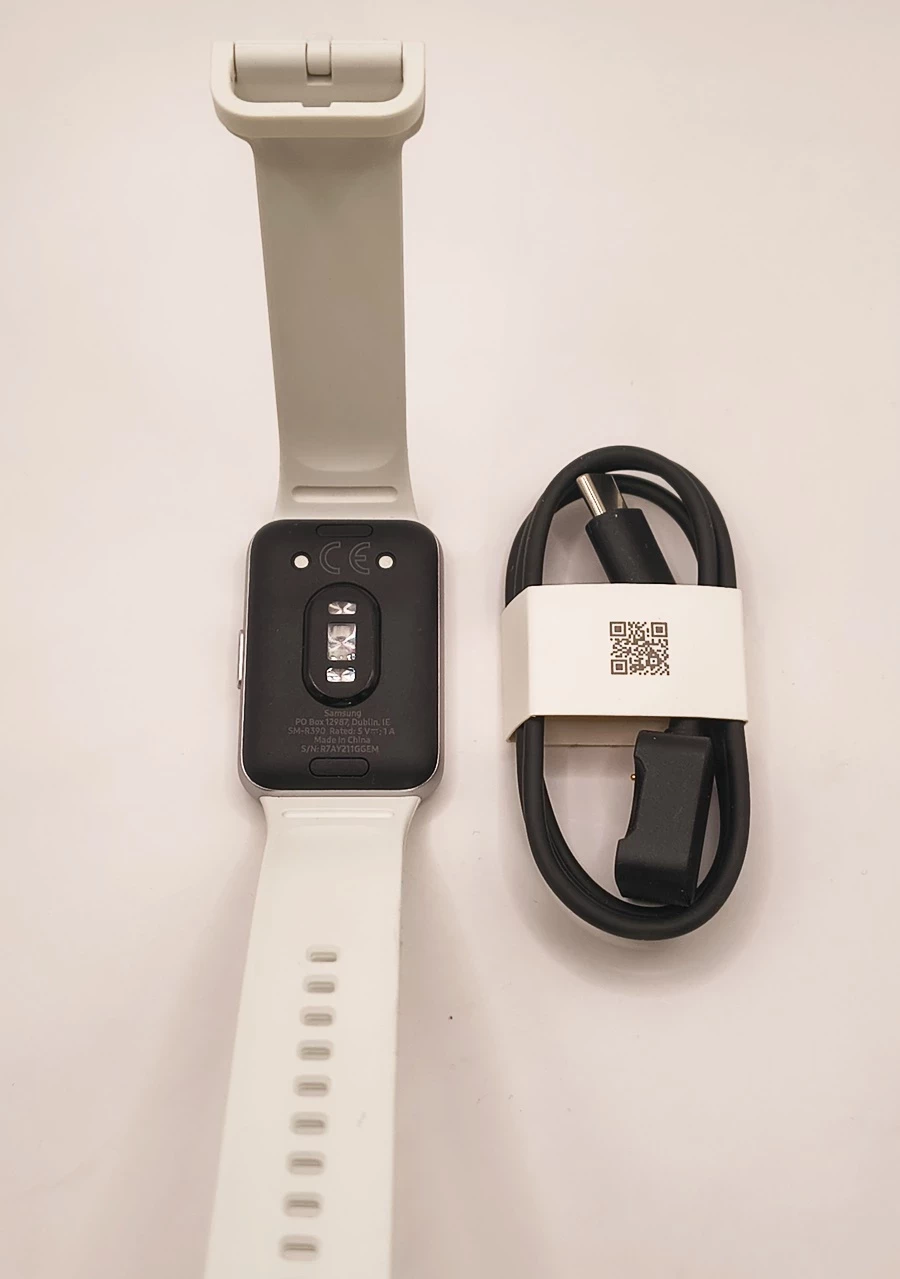 smartwatch-samsung-galaxy-fit-3-zestaw-igla-marka-248811-951414