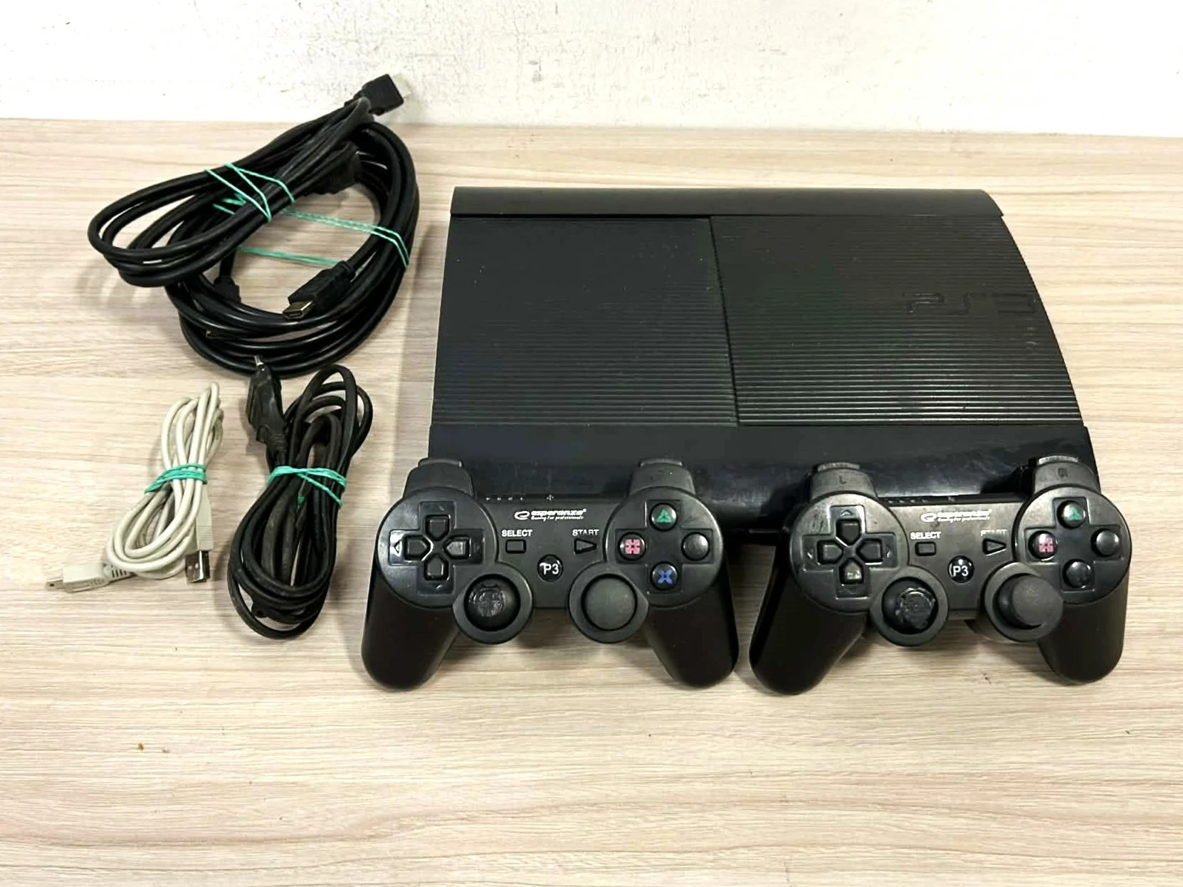 konsola-ps3-super-slim-1tb-ean-gtin-711719250883