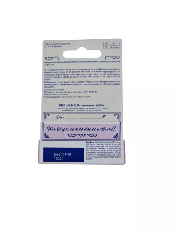 nivea-bridgerton-edition-blueberry-pie-pielegnujaca-pomadka-do-ust-24h-48-rodzaj-129817-3