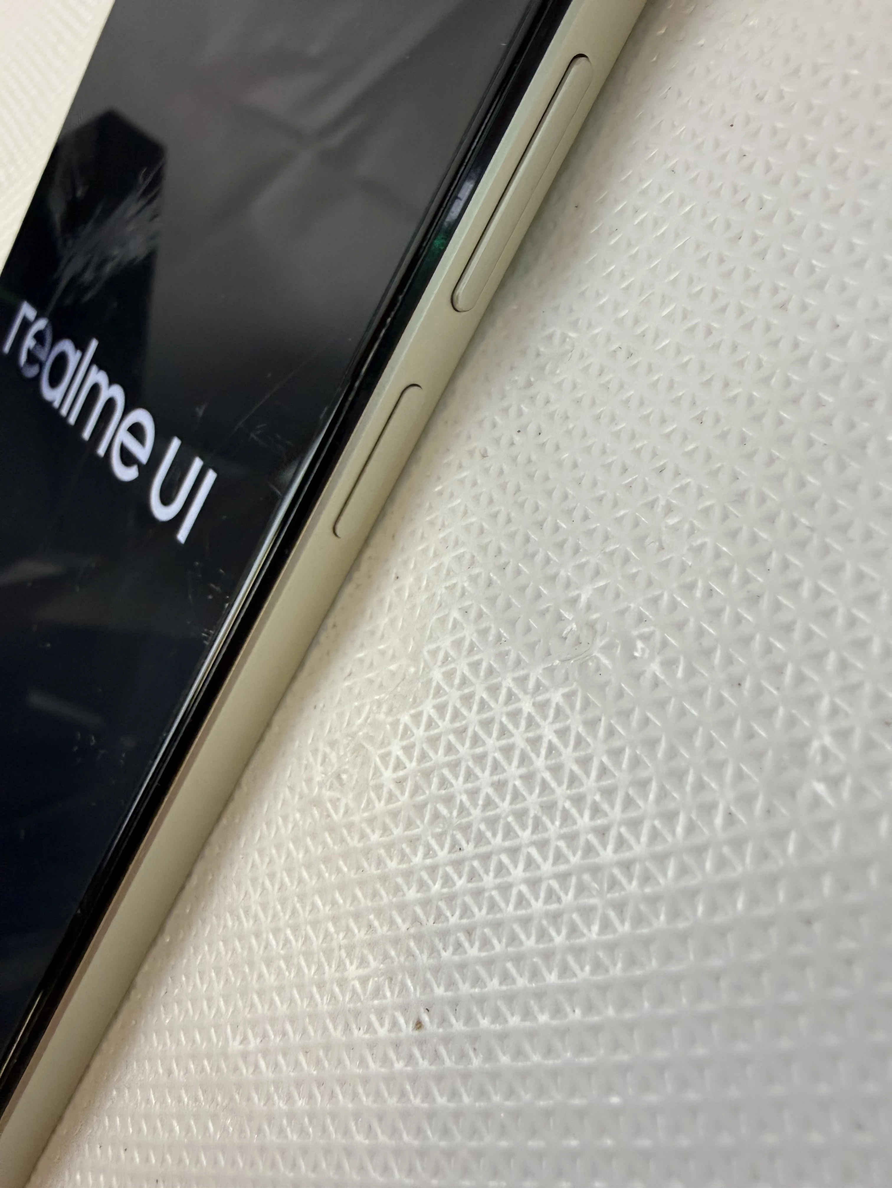 telefon-realmy-c75-8gb-ram-stan-11323-2