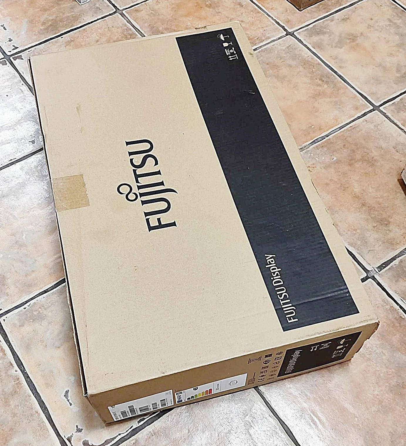 monitor-led-fujitsu-p2410-te-238-1920-x-1080-px-ips-przekatna-ekranu-cale-2380