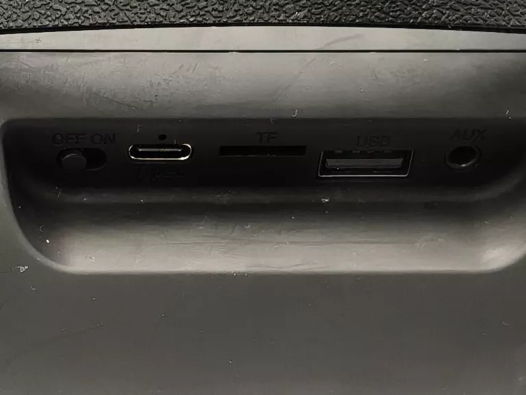 bezprzewodowy-glosnik-intempo-revilve-speaker-kod-producenta-czarna-bezprzewodowa-kamera-wi-fi-obrotowa