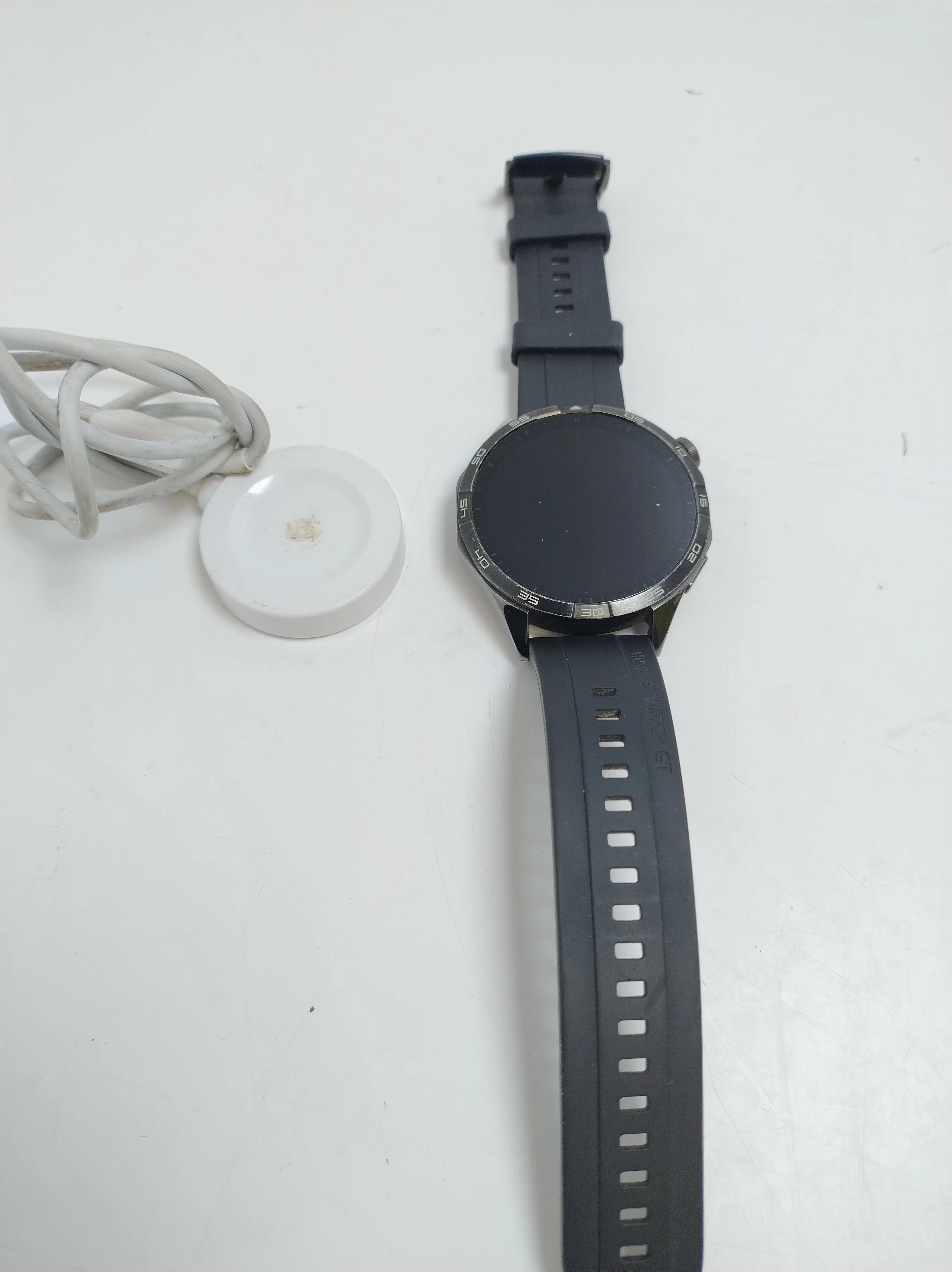 smartwatch-huawei-gt-4-ladowarka-staromiejska-6-jawor
