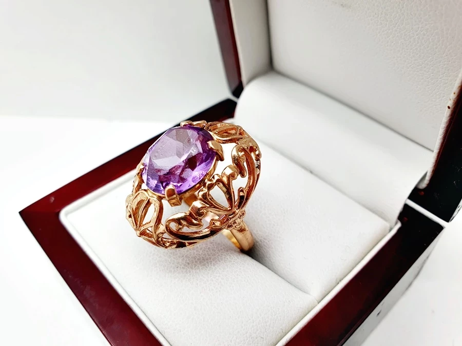elegancki-rzezbiony-zloty-pierscionek-fioletowe-oczko-p585-14ct-716g-r16-material-15835-2
