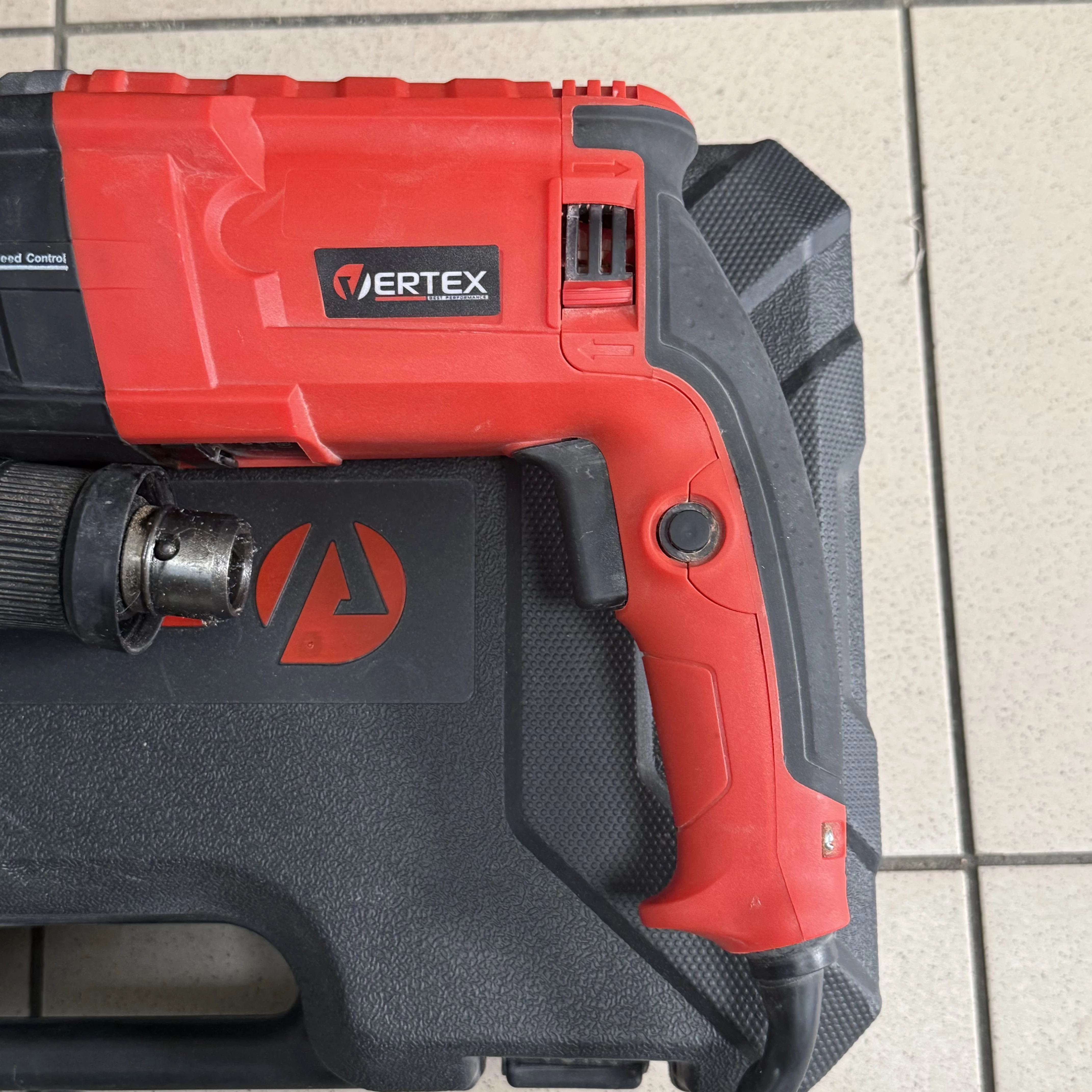 mlotowiertarka-vertex-vmw900-red-900w-komplet-ean-gtin-5905669128780