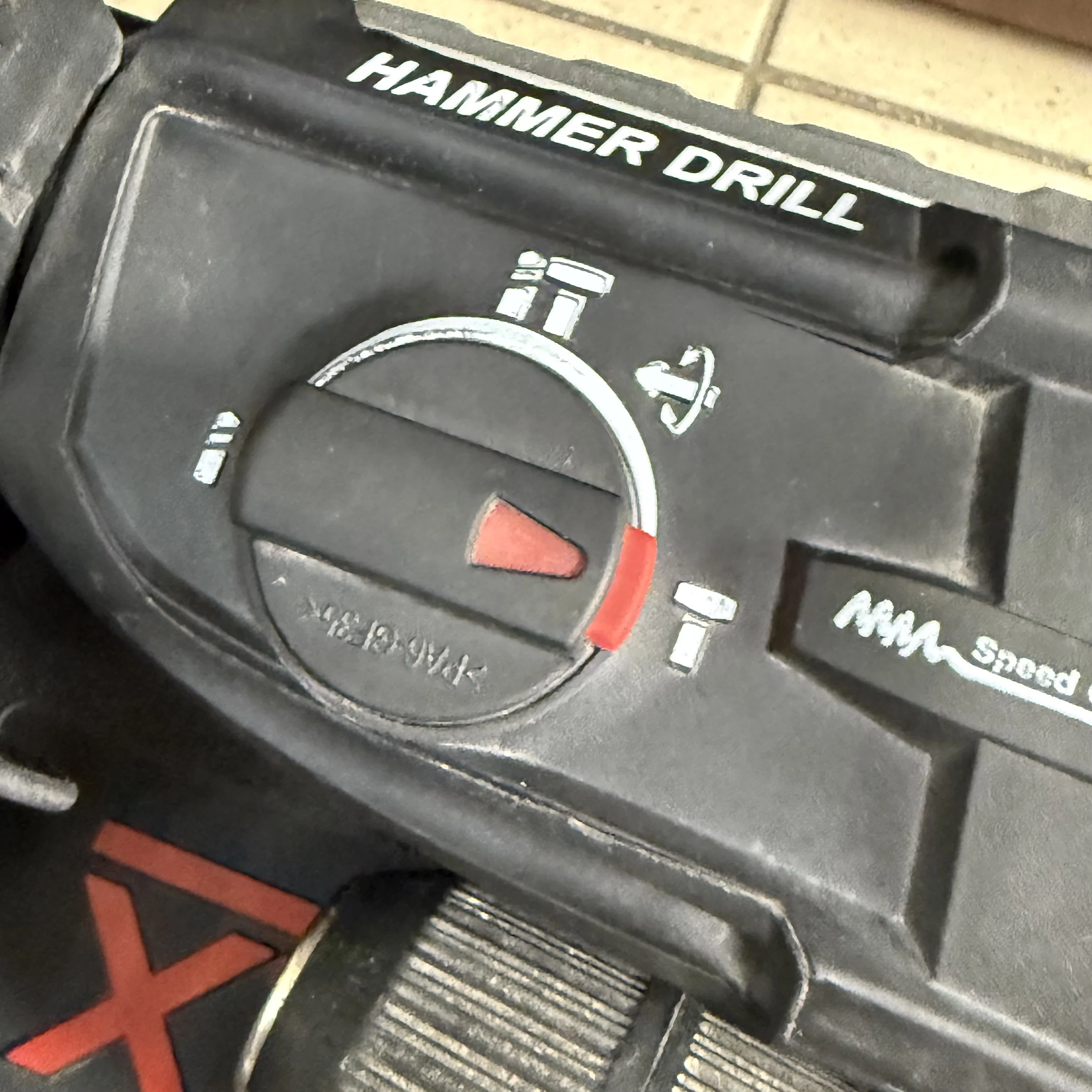 mlotowiertarka-vertex-vmw900-red-900w-komplet-funkcyjnosc-205137-381845