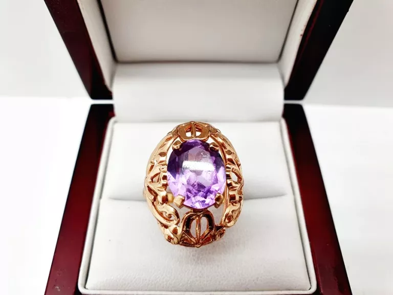elegancki-rzezbiony-zloty-pierscionek-fioletowe-oczko-p585-14ct-716g-r16-strzegomska-200-wroclaw