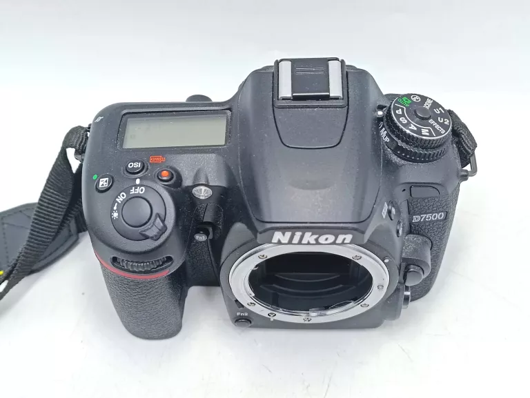 body-nikon-d7500-przebieg-2450-zdjec-w-zestawie-814-1