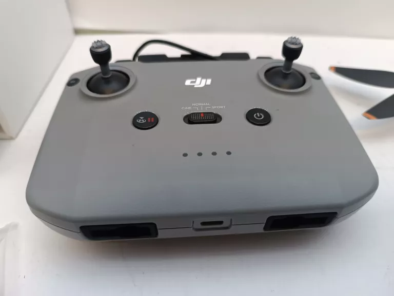 dron-dji-mini-2-se-komplet-marka-248811-1136865