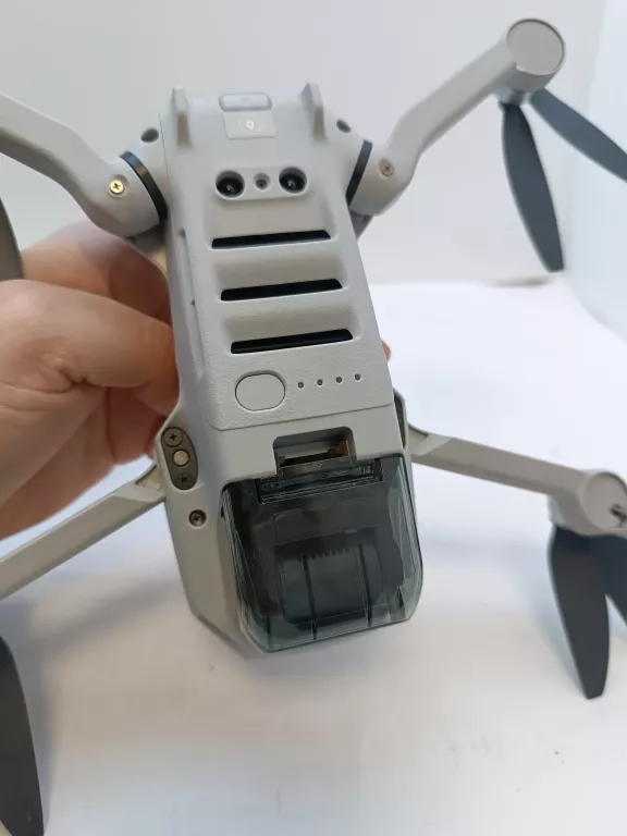 dron-dji-mini-2-se-komplet-rodzaj-napedu-1015-1