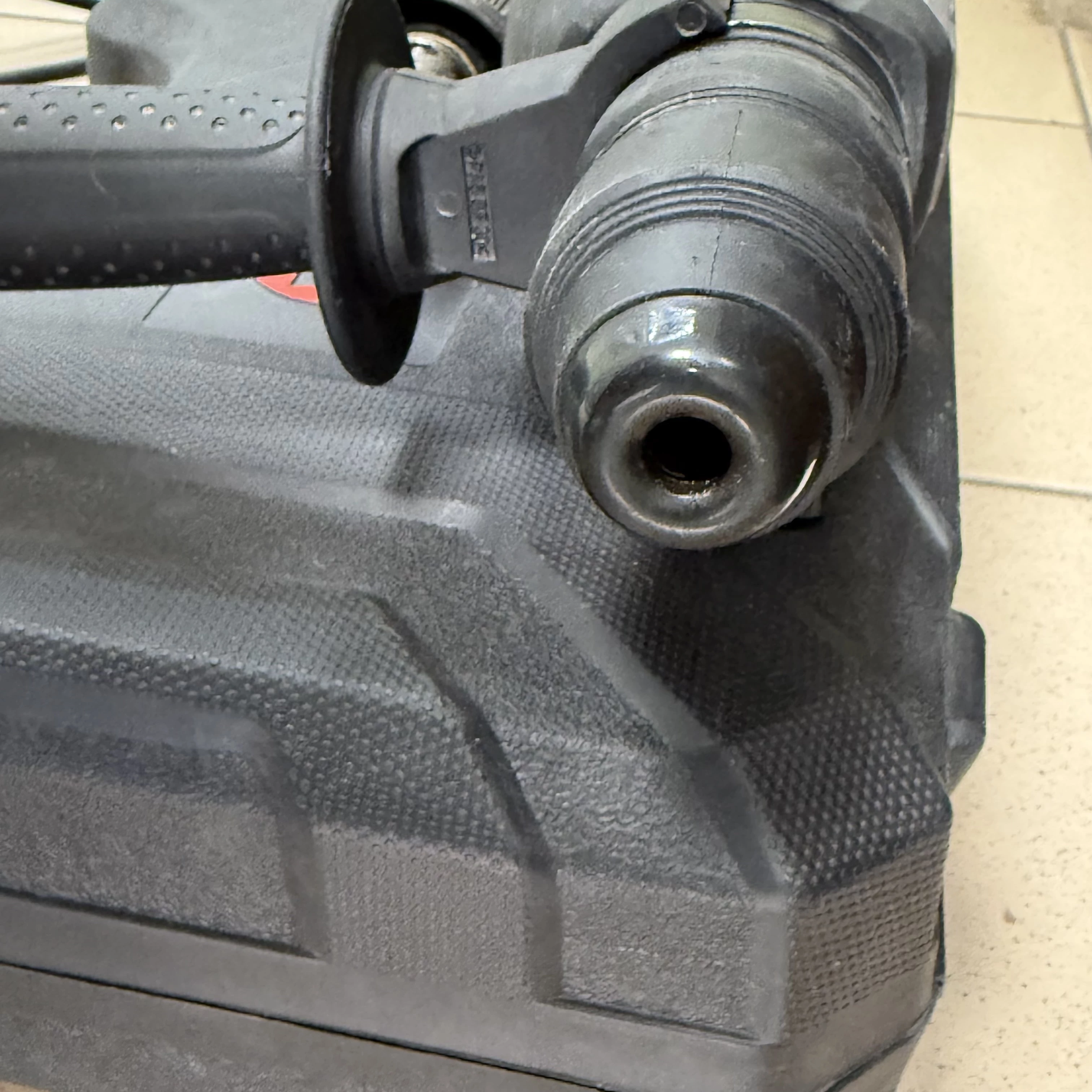 mlotowiertarka-vertex-vmw900-red-900w-komplet-predkosc-obrotowa-900