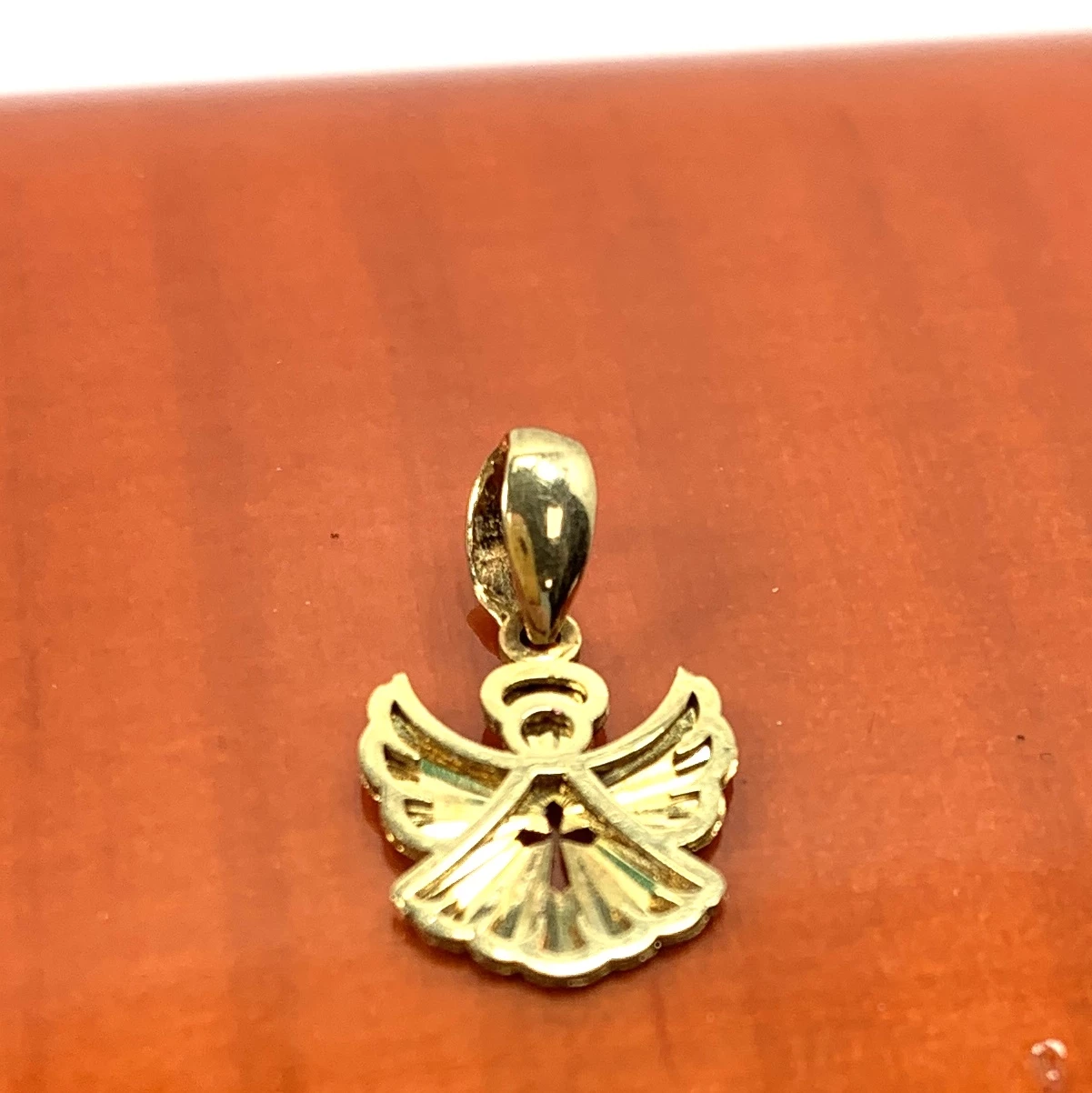 zlota-zawieszka-aniolek-p-333-w-032g-stan-11323-2