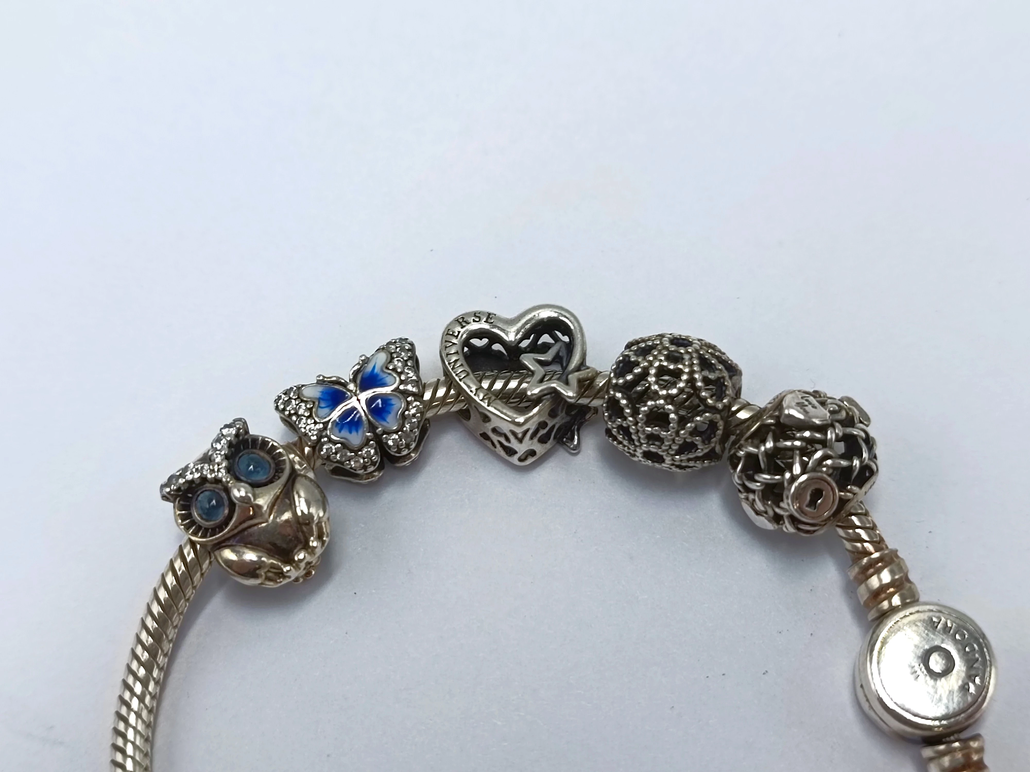 bransoletka-pandora-5-charms-material-15835-4