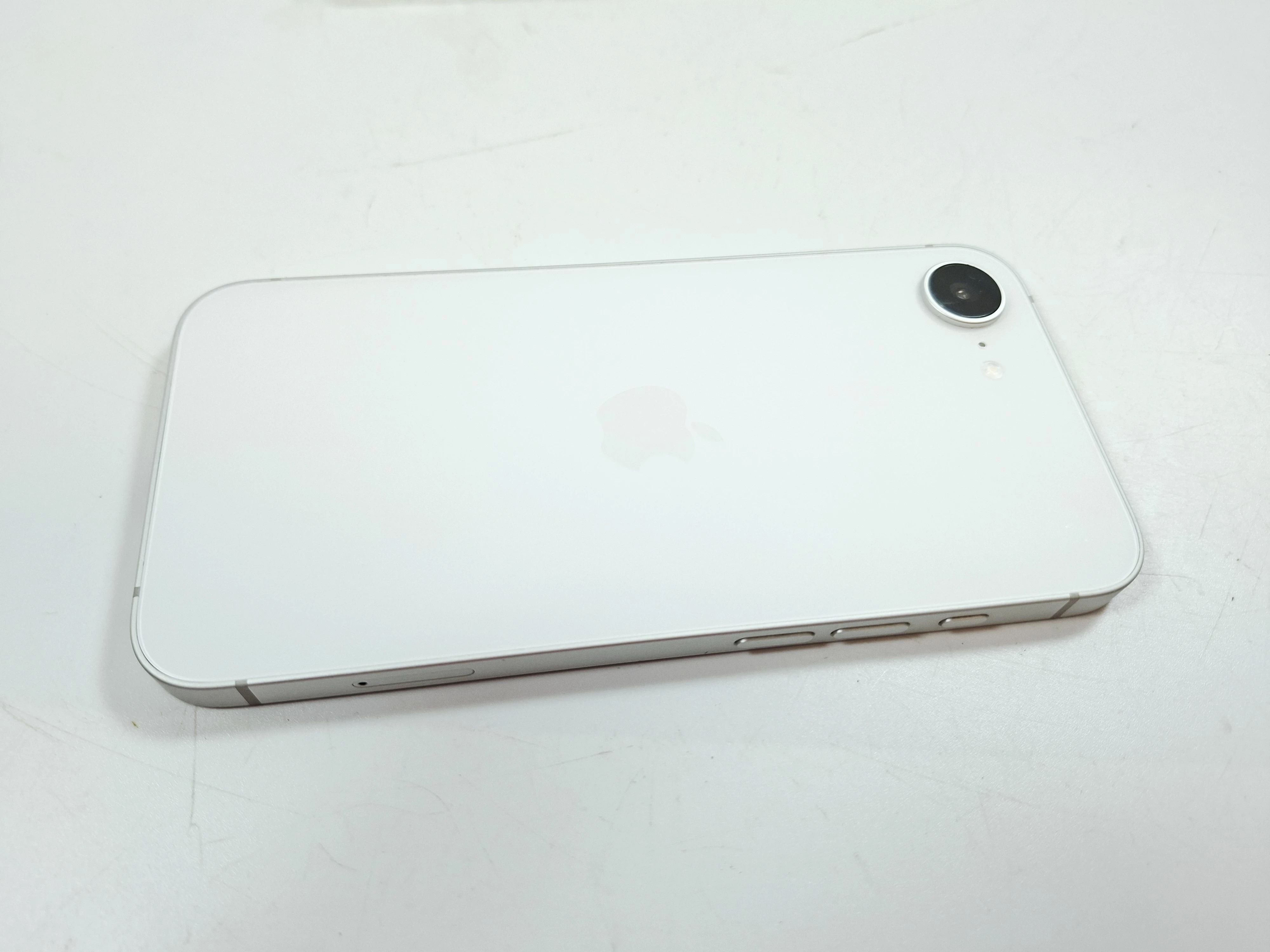 telefon-apple-iphone-16e-at-igla-ean-gtin-195950051186