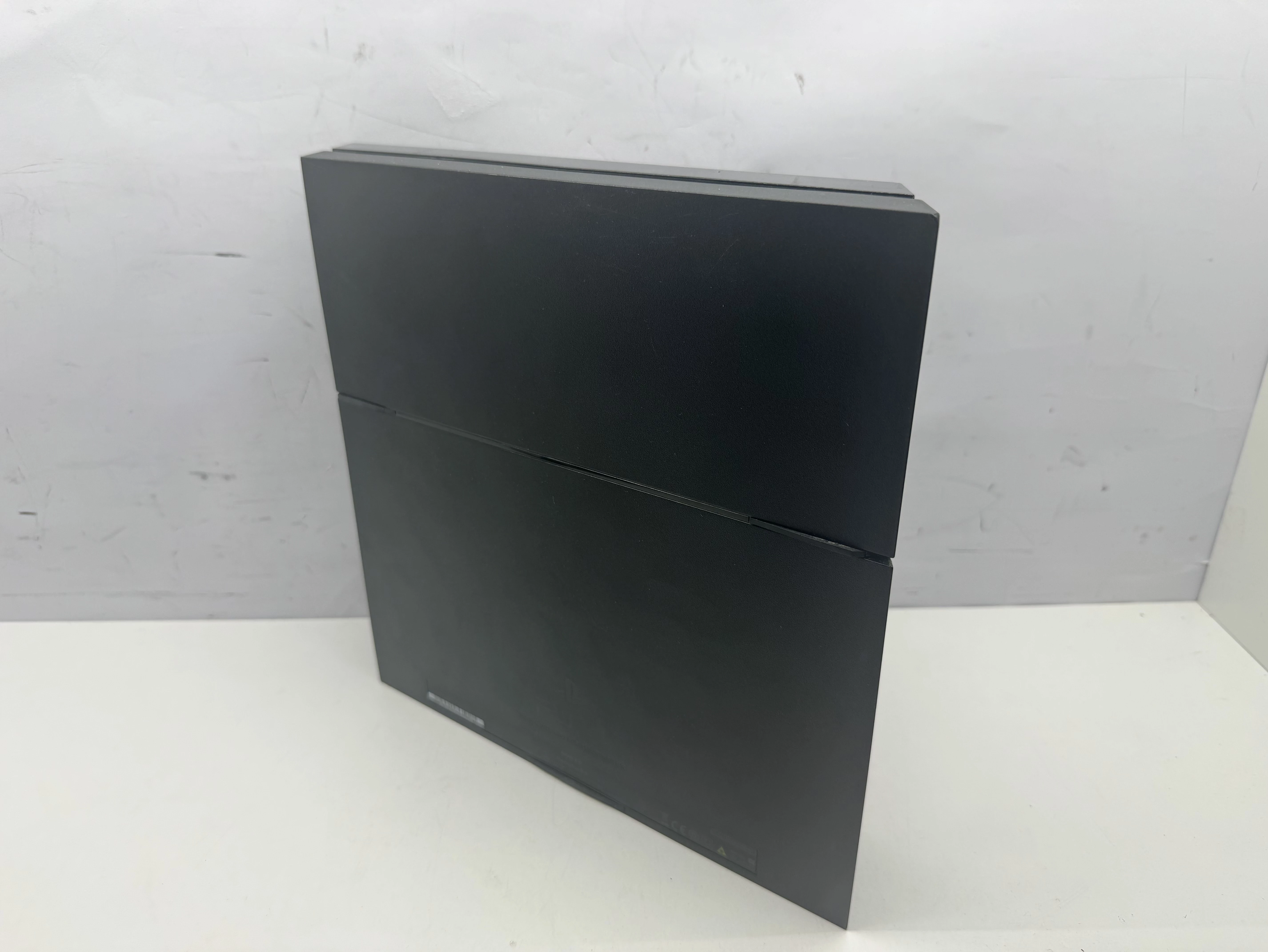 konsola-playstation-4-pro-1-tb-stan-11323-2