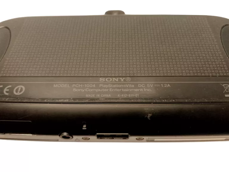 ps-vita-pch-1004-14gb3grykabel-zasilajacy-producent-248914-1705040