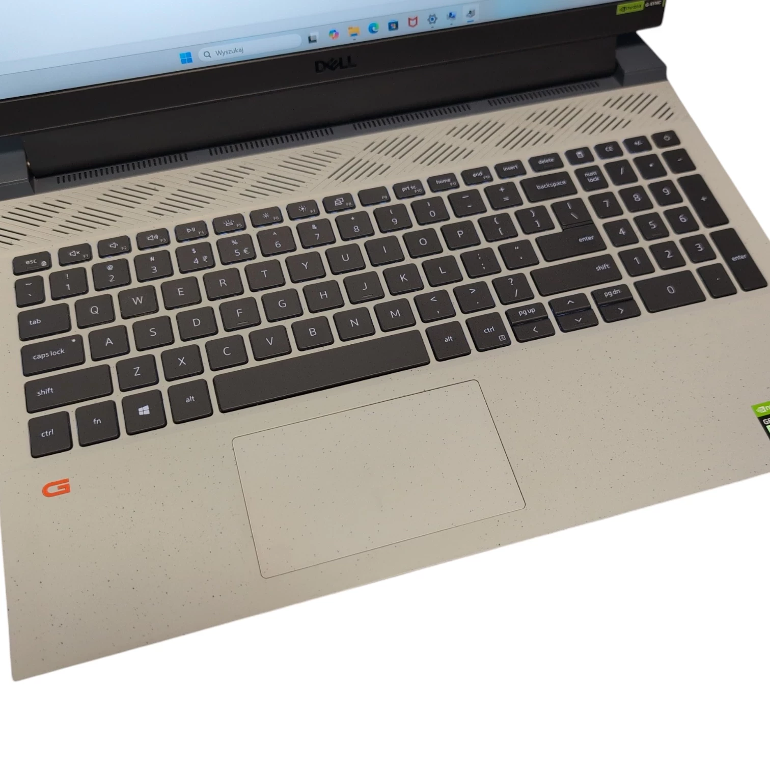 laptop-dell-g15-amd-ryzen-5-5600h-rtx-3050-512gb-16-ram-kod-producenta-inspiron-5530-8224