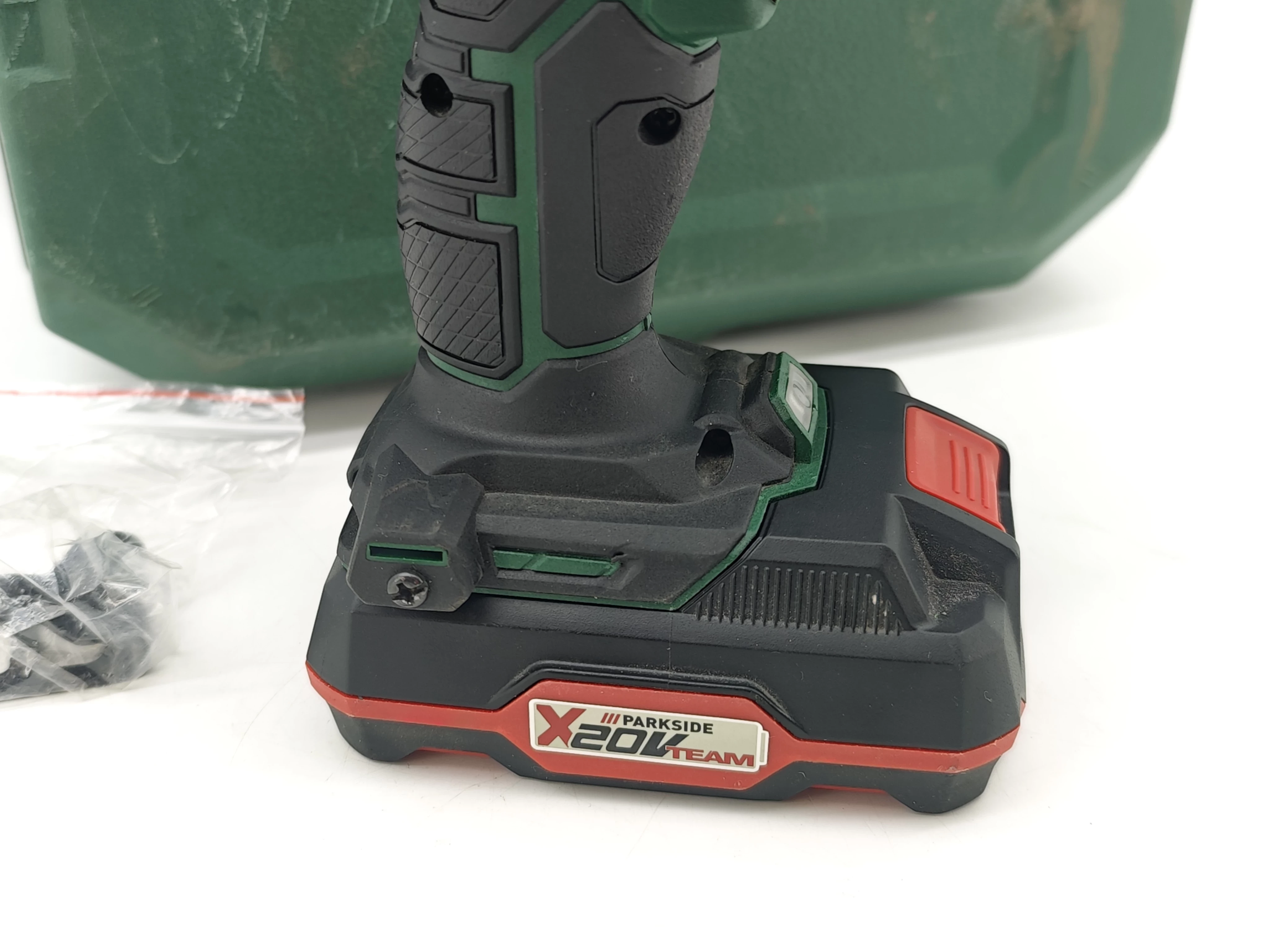 klucz-udarowy-parkside-pdssa-20-li-b2-walizka-aku-rozmiar-trzpienia-248160-863069