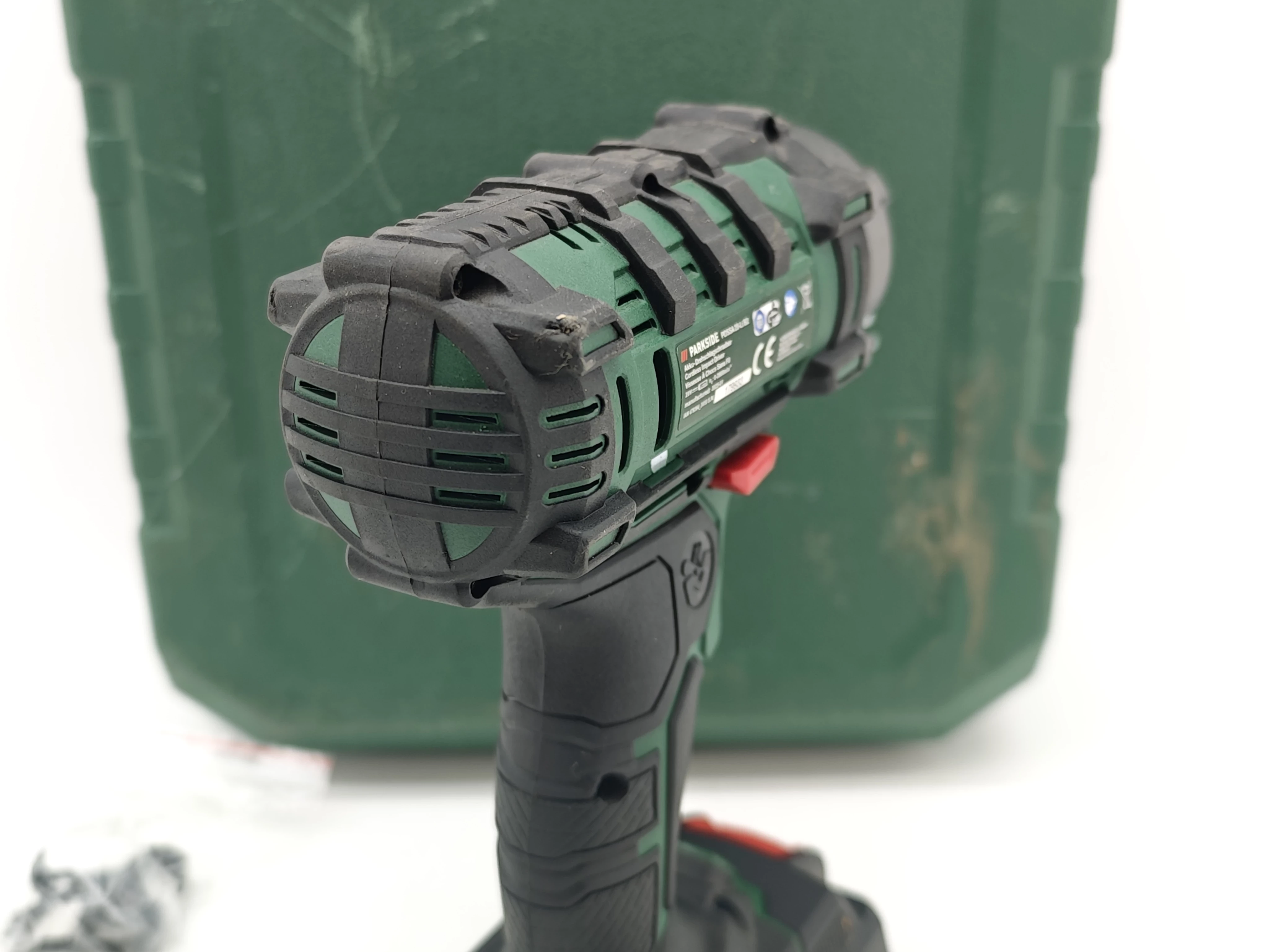 klucz-udarowy-parkside-pdssa-20-li-b2-walizka-aku-maksymalny-moment-obrotowy-180