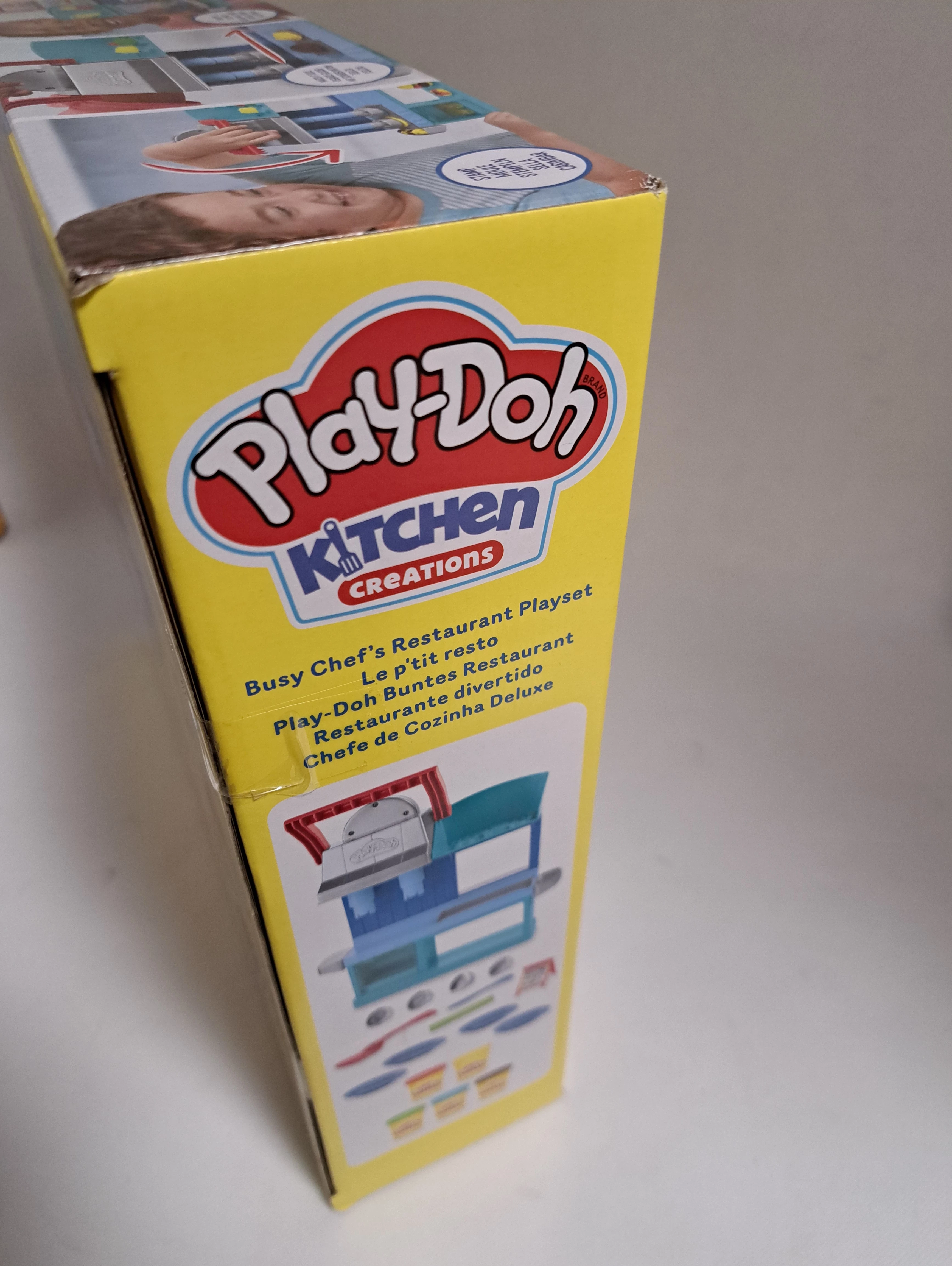 play-doh-kitchen-creations-busy-chefs-restaurant-playset-typ-201569-208669