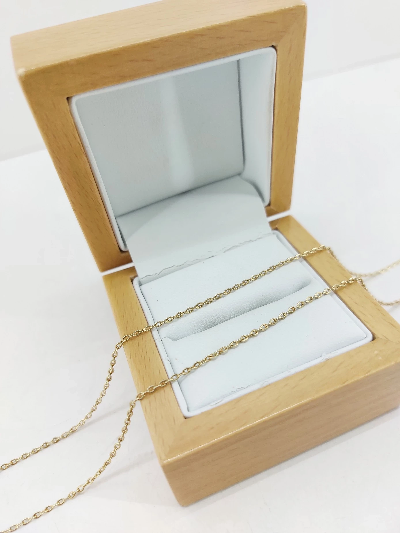 zloty-prostolinijny-lancuszek-326g-585-rodzaj-2205-16