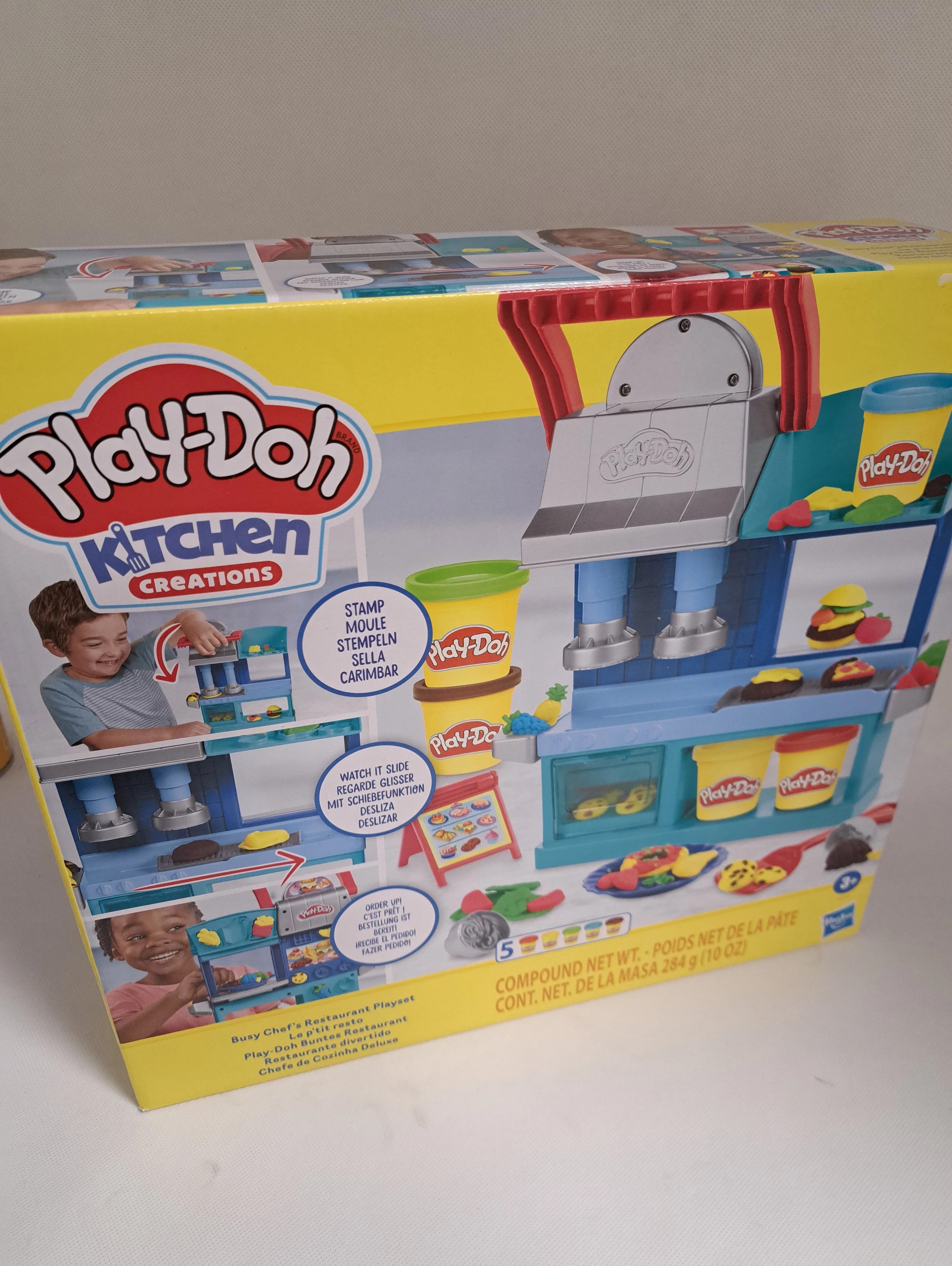 play-doh-kitchen-creations-busy-chefs-restaurant-playset-wiek-dziecka-3475-65