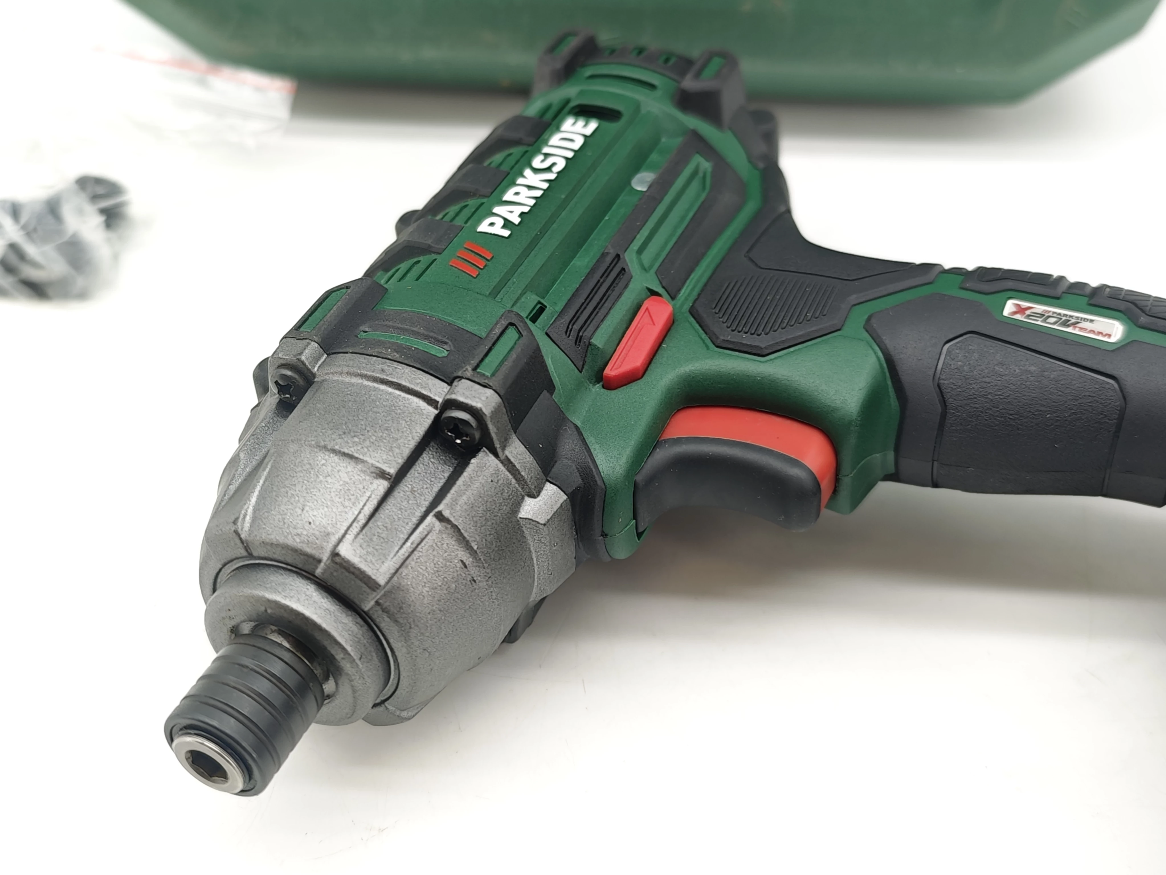 klucz-udarowy-parkside-pdssa-20-li-b2-walizka-aku-zasilanie-209202-1769478