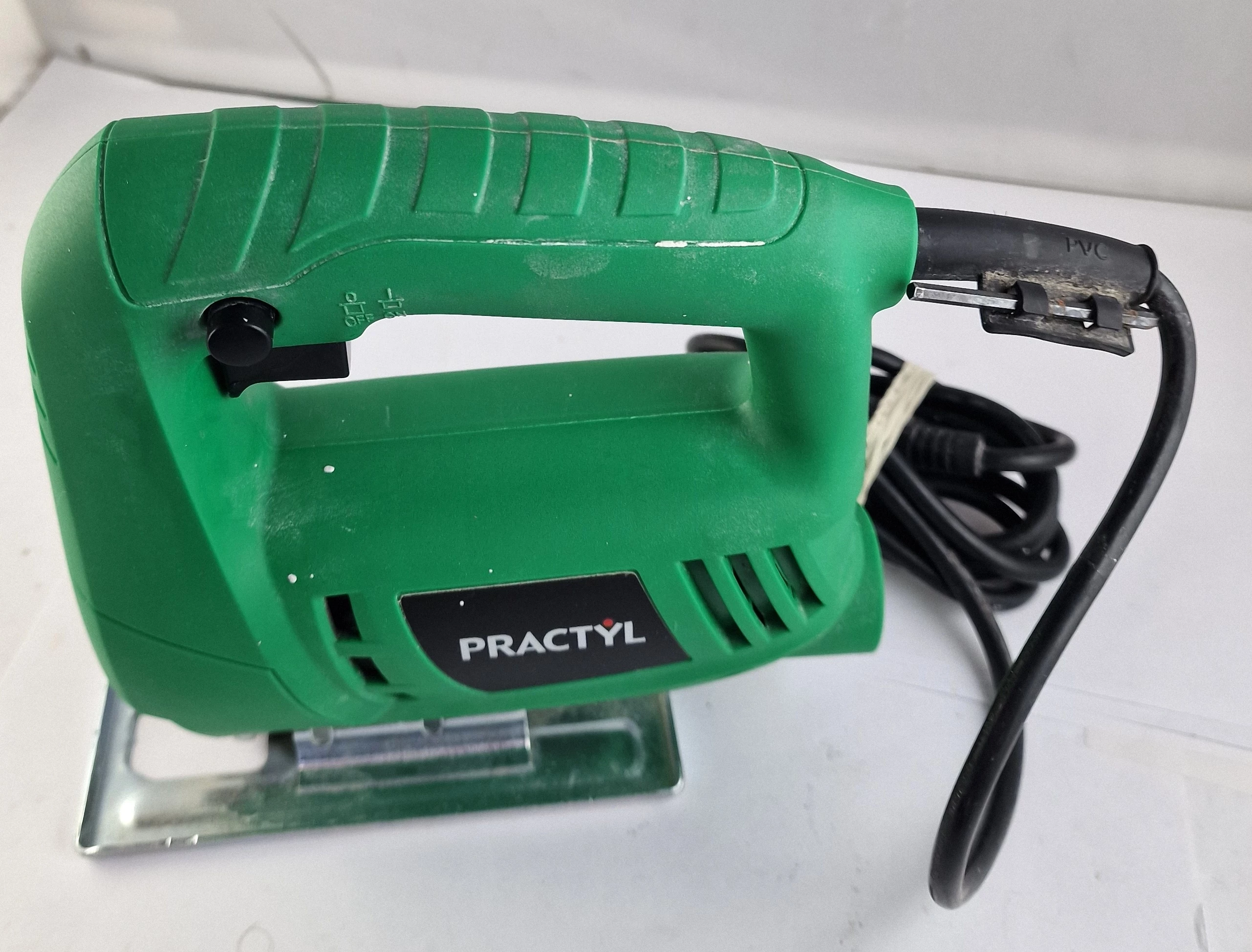 wyrzynarka-practyl-400w-pudelko-stan-11323-2