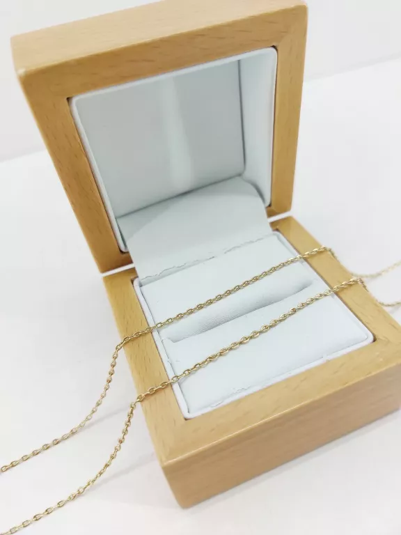 zloty-prostolinijny-lancuszek-326g-585-rodzaj-2205-16