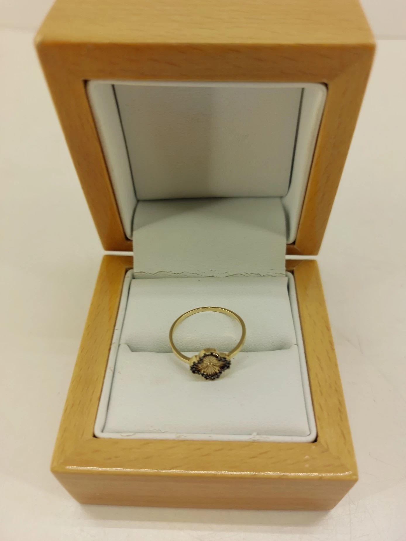 zloty-drobniutki-pierscionek-116g-585-kamien-17088-128