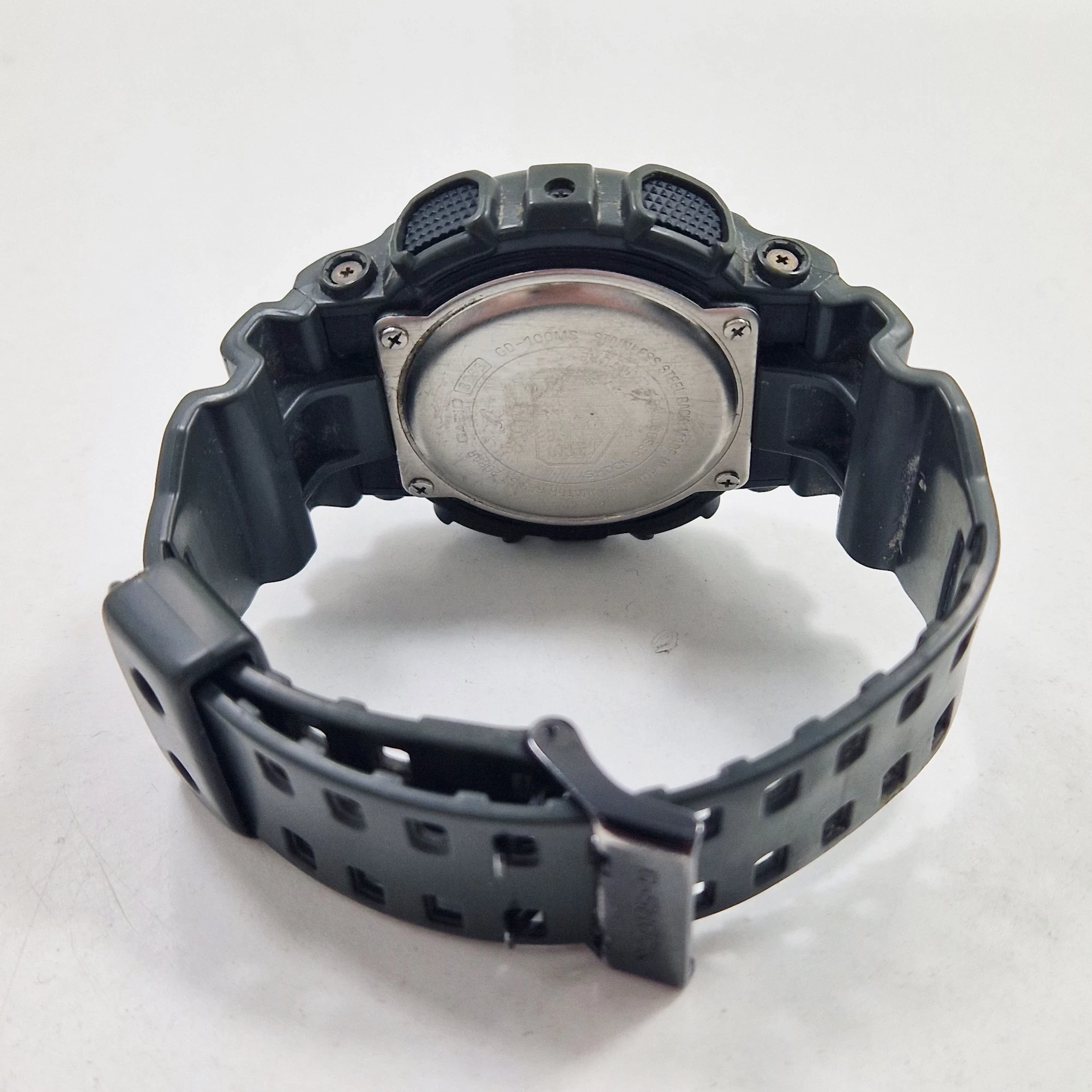 zegarek-casio-g-shock-gd-100ms-zielony-wodoszczelnosc-129221-3