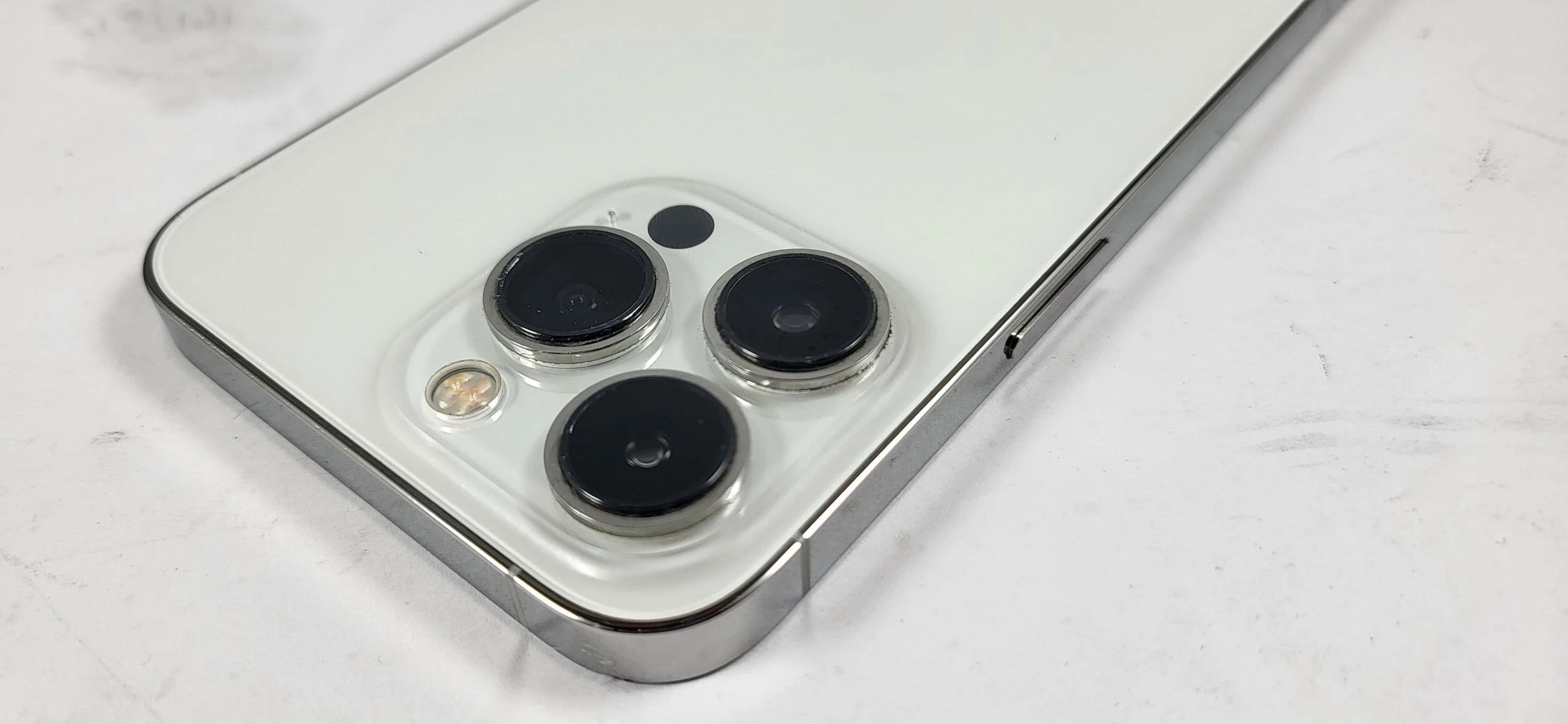 apple-iphone-13-pro-256gb-pudelko-bateria-82-ladny-kolor-249512-1647426