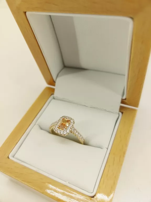 zloty-migotliwy-pierscionek-255g-585-material-15835-2