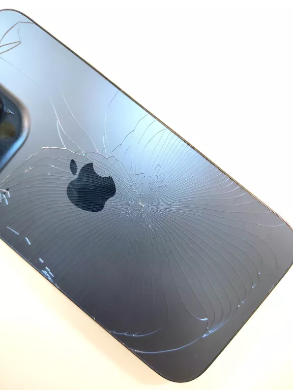 telefon-iphone-15-pro-128gb-bateria-100-pamiec-ram-202865-214113