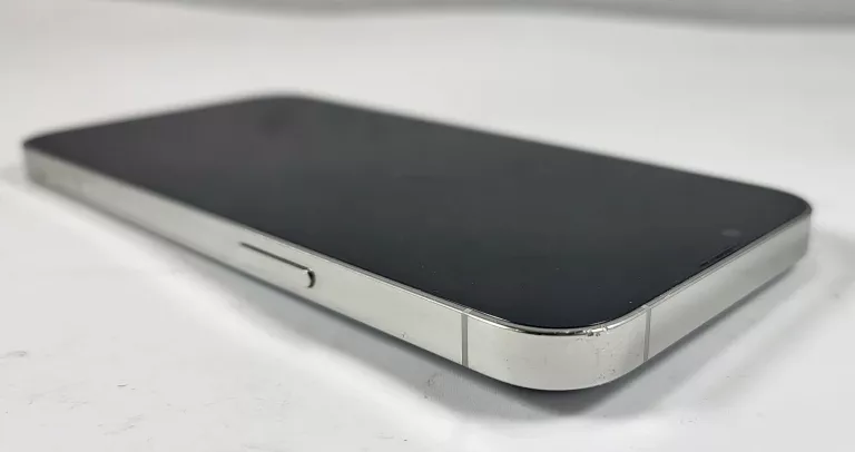apple-iphone-13-pro-256gb-pudelko-bateria-82-ladny-pojemnosc-akumulatora-3095