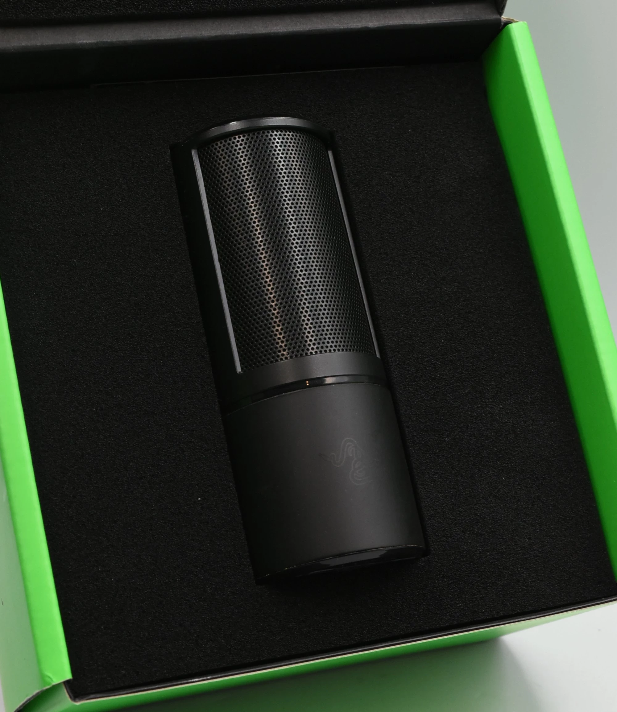 mikrofon-razer-seiren-x-rz19-0229-superkardioidalny-microusb-35mm-58-stan-11323-2