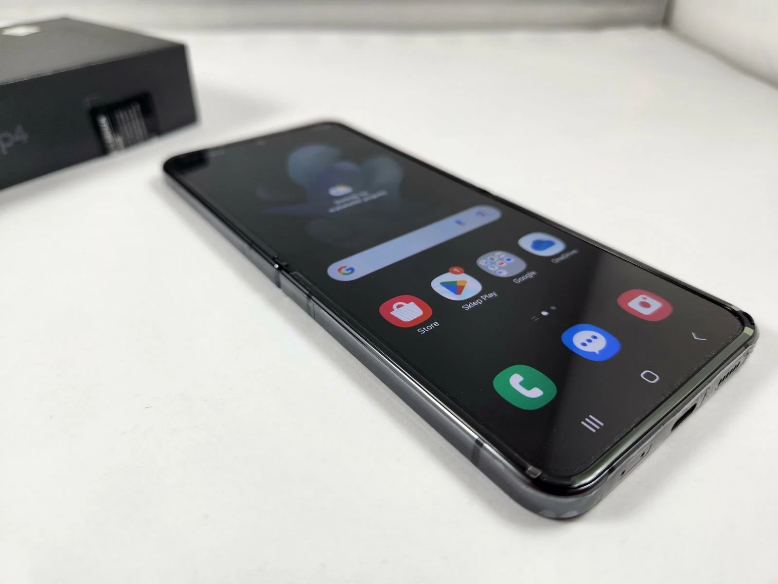 samsung-galaxy-z-flip-4-128gb-pudelko-igla-ean-gtin-8806094556995