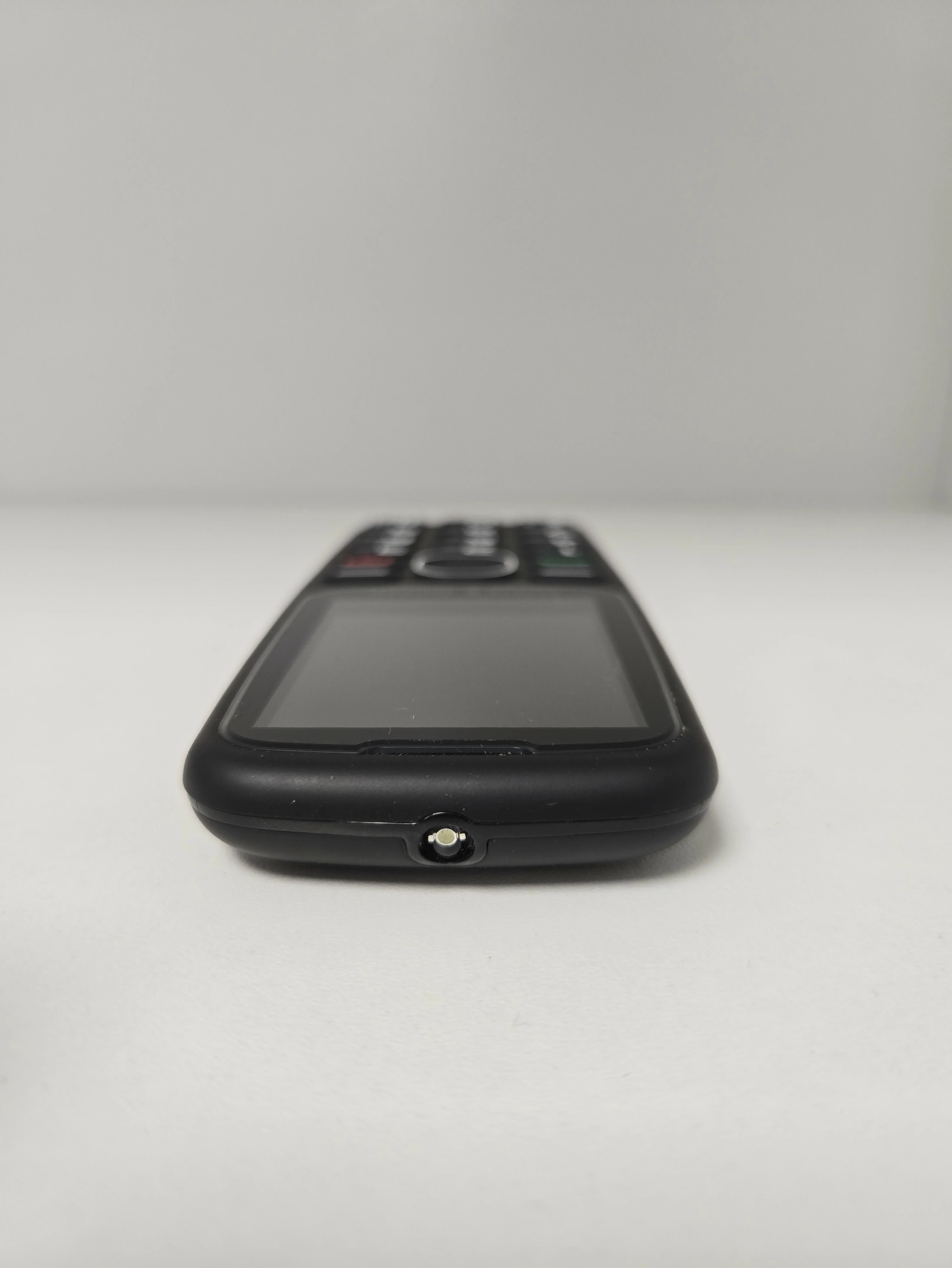 telefon-dla-seniora-gotzejensen-gfe302-kod-producenta-gfe302