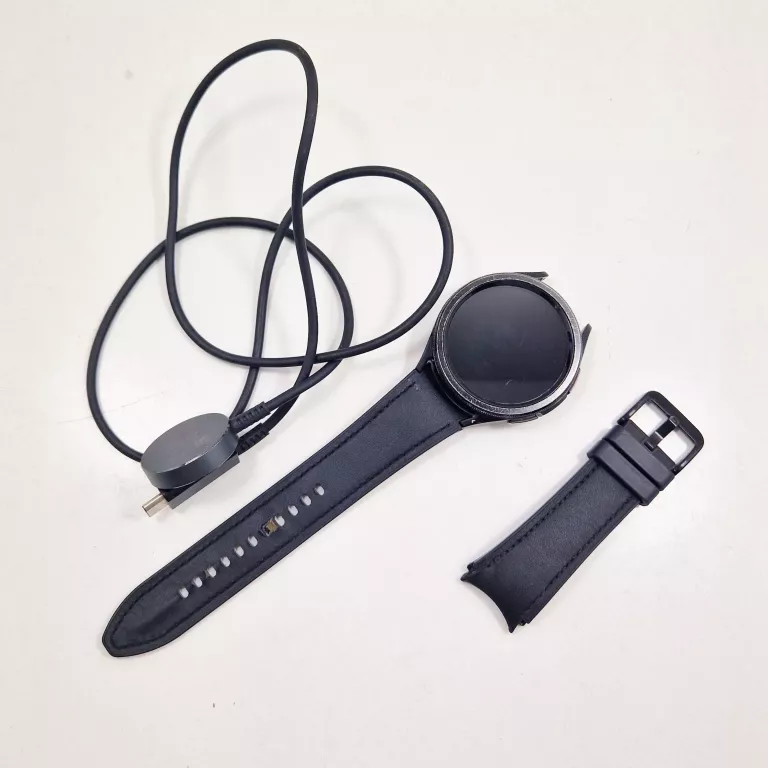 zegarek-samsung-galaxy-watch6-classic-47mm-lte-opis-kolor-249512-1647413