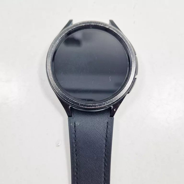 zegarek-samsung-galaxy-watch6-classic-47mm-lte-opis-material-koperty-212886-258014