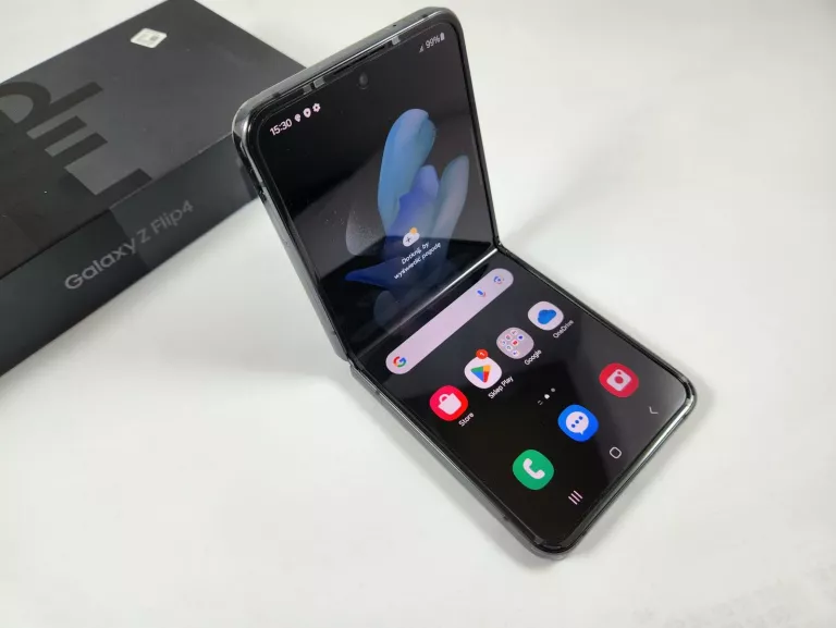 samsung-galaxy-z-flip-4-128gb-pudelko-igla-pamiec-ram-202865-214113