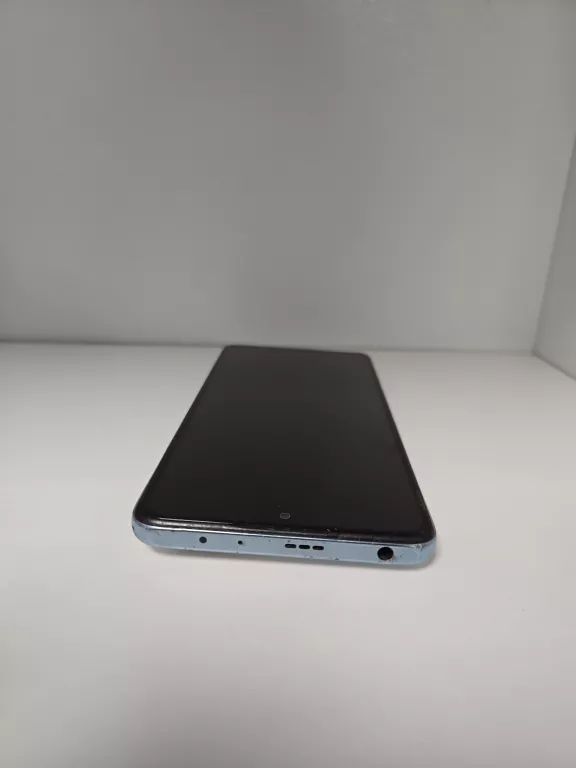 telefon-martfon-redmi-note-10-pro-stan-11323-2