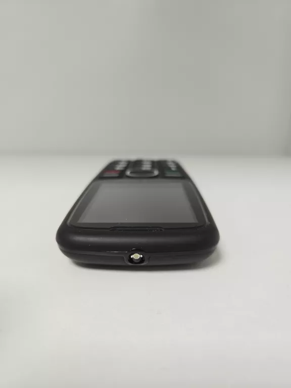 telefon-dla-seniora-gotzejensen-gfe302-kod-producenta-gfe302